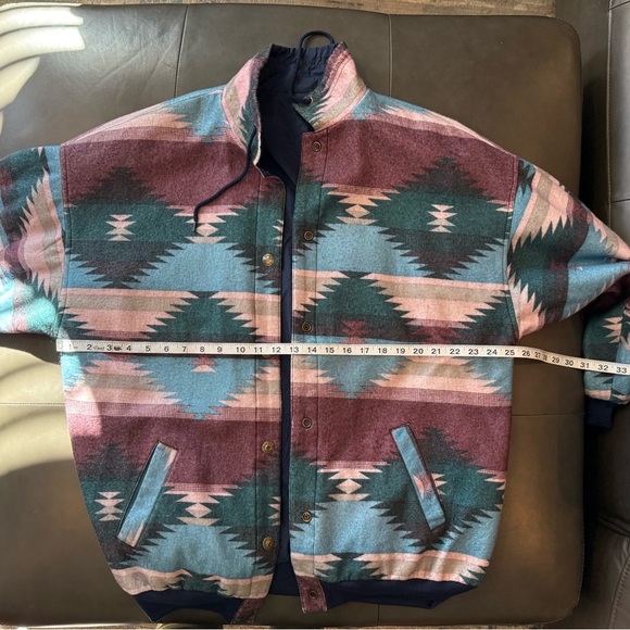 Men/Womens Multicolor Aztec Patterned Reversible Jacket - Picture 7 of 7